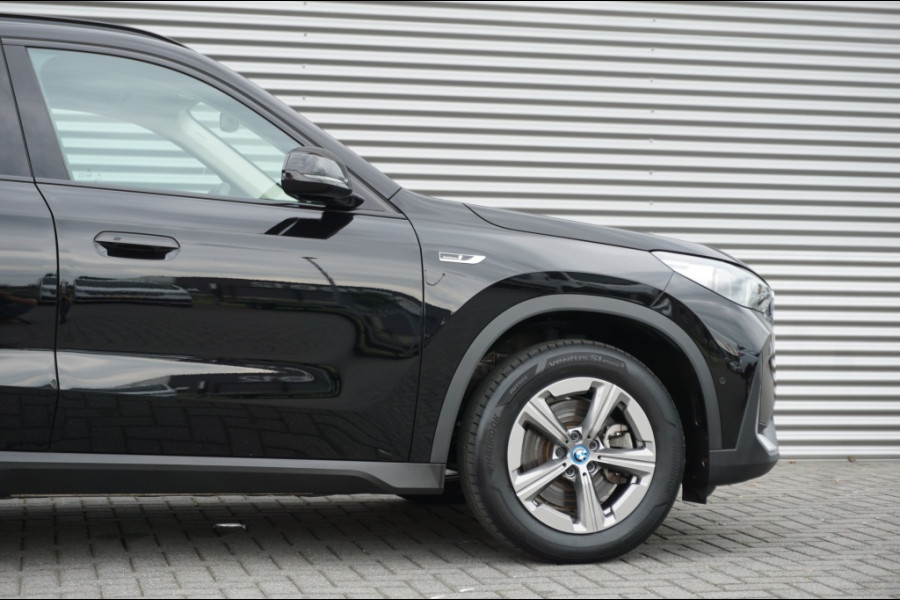 BMW X1 245PK XDrive25e 4WD PHEV AUTOM. | WINTERPACK | LUXE!