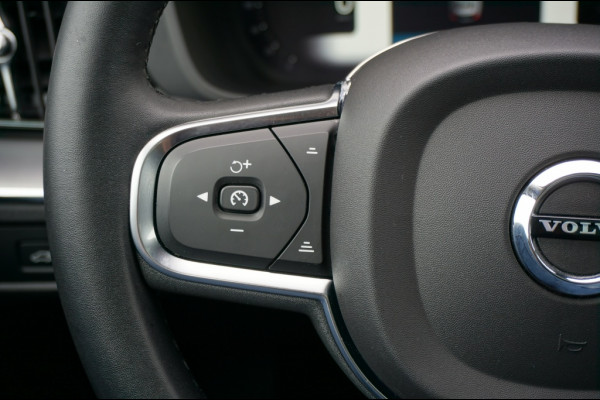 Volvo XC60 350PK T6 AWD CORE PHEV | PANO | SUPER LUXE | CLIMATEPACK