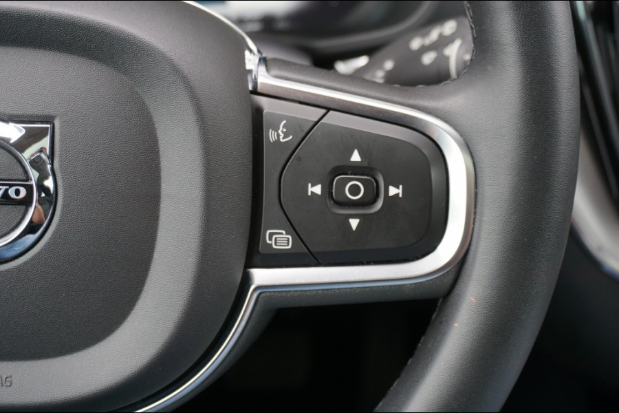 Volvo XC60 350PK T6 AWD CORE PHEV | PANO | SUPER LUXE | CLIMATEPACK