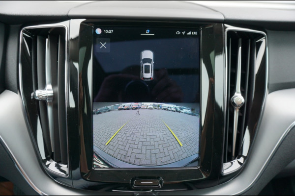 Volvo XC60 350PK T6 AWD CORE PHEV | PANO | SUPER LUXE | CLIMATEPACK