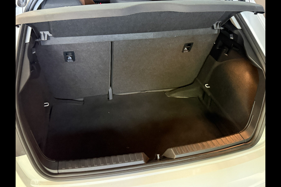 Audi A1 Sportback 30 TFSI Advanced Pro Line | DAB | Stoelverwarming | Virtual Cockpit