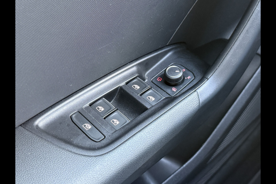 Audi A1 Sportback 30 TFSI Advanced Pro Line | DAB | Stoelverwarming | Virtual Cockpit