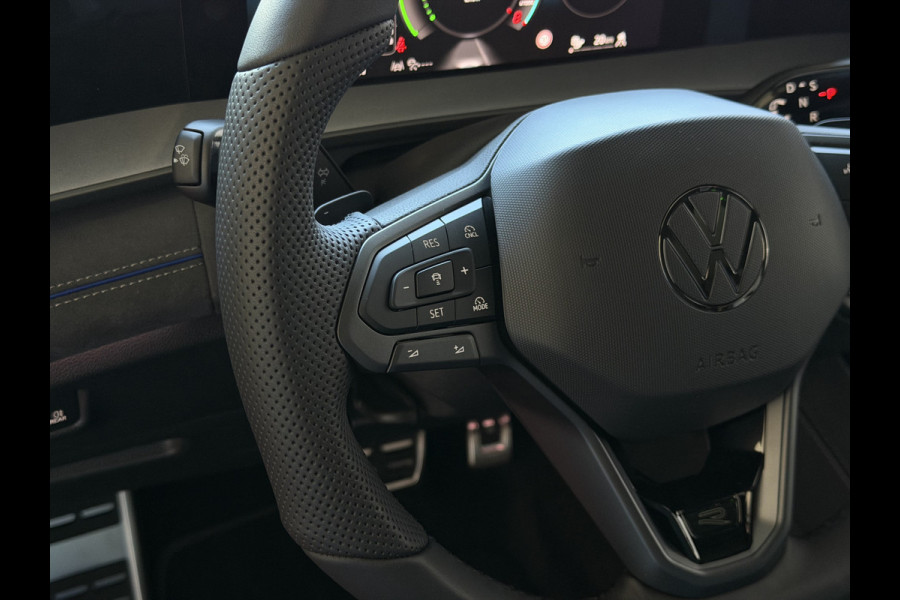 Volkswagen Tayron 1.5 eHybrid 272PK R-LINE TREKHAAK BLACK-STYLE 20''LMV PANO SCHUIFDAK ERGO.STOEL MASSAGE TRAILER.ASSIST