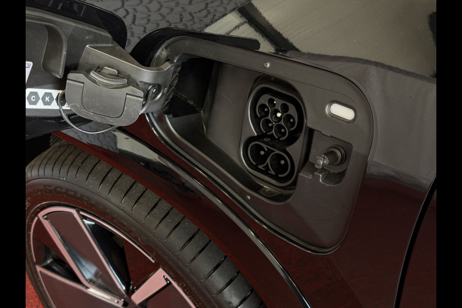 Volkswagen Tayron 1.5 eHybrid 272PK R-LINE TREKHAAK BLACK-STYLE 20''LMV PANO SCHUIFDAK ERGO.STOEL MASSAGE TRAILER.ASSIST