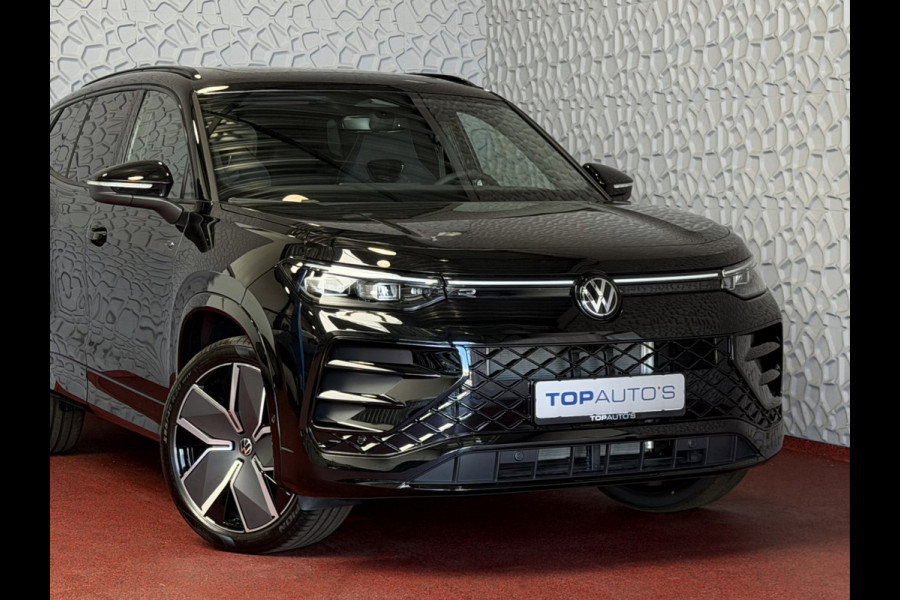 Volkswagen Tayron 1.5 eHybrid 272PK R-LINE TREKHAAK BLACK-STYLE 20''LMV PANO SCHUIFDAK ERGO.STOEL MASSAGE TRAILER.ASSIST