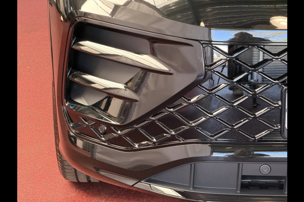 Volkswagen Tayron 1.5 eHybrid 272PK R-LINE TREKHAAK BLACK-STYLE 20''LMV PANO SCHUIFDAK ERGO.STOEL MASSAGE TRAILER.ASSIST