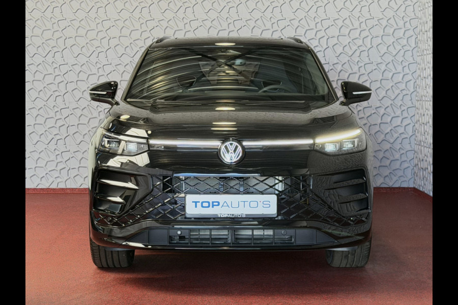 Volkswagen Tayron 1.5 eHybrid 272PK R-LINE TREKHAAK BLACK-STYLE 20''LMV PANO SCHUIFDAK ERGO.STOEL MASSAGE TRAILER.ASSIST