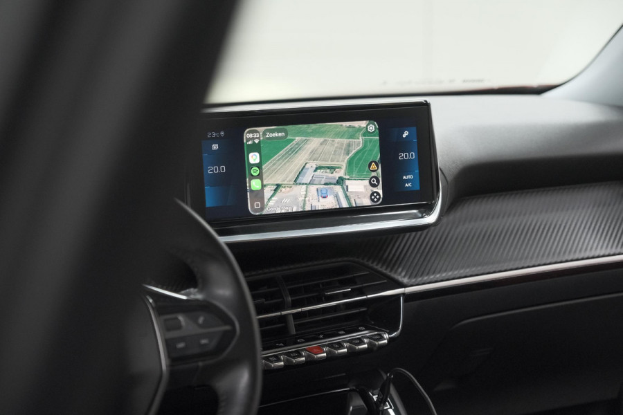 Peugeot 2008 PureTech 130 Allure | Camera | Adaptieve Cruise Control | Navigatie | Parkeersensoren