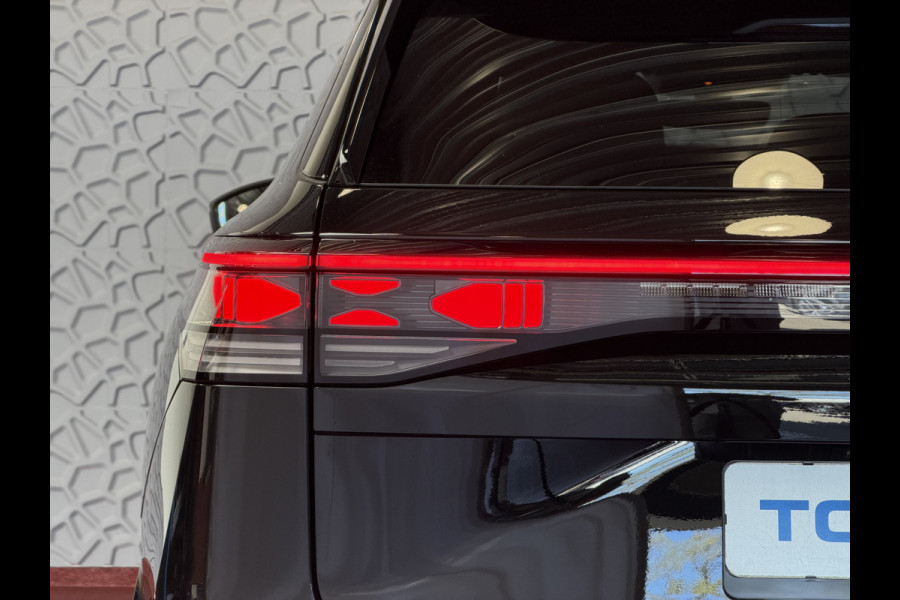 Volkswagen Tayron 1.5 eHybrid 272PK R-LINE TREKHAAK BLACK-STYLE 20''LMV PANO SCHUIFDAK ERGO.STOEL MASSAGE TRAILER.ASSIST