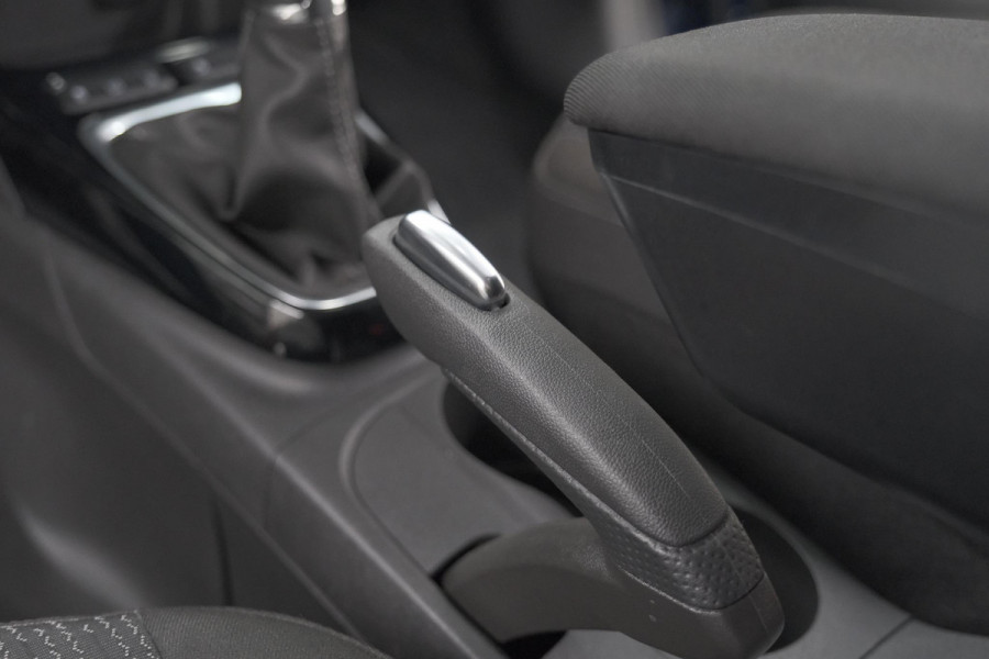 Opel Crossland X 1.2 Turbo 110 Online Edition | Trekhaak | Apple Carplay | Cruise Control | 16 Inch Lichtmetalen Velgen
