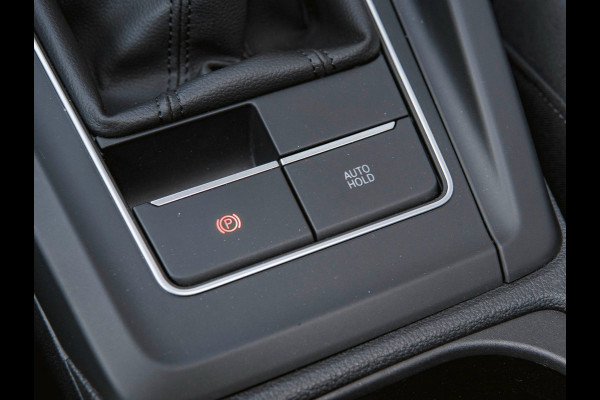 Volkswagen Golf Variant 1.5 eTSI Life Business