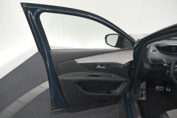 Peugeot 3008 1.6 HYbrid 225 GT Black Pack | Panoramadak | 360 Camera | Elektronische Kofferklep | Adaptieve Cruise Control