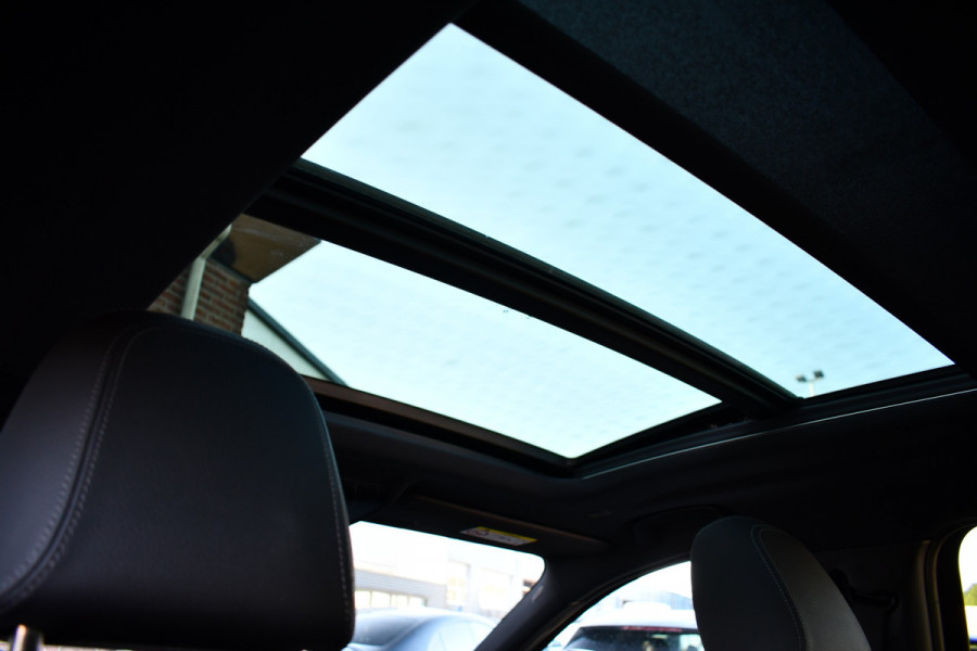 BMW X2 xDrive25e M-Sport Pano HUD El-zetels Camera Carplay 19inch