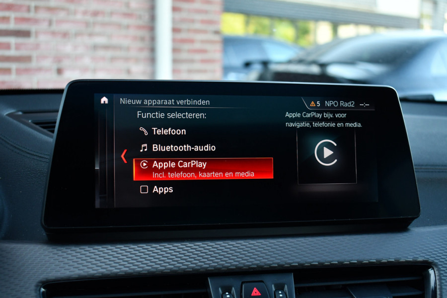 BMW X2 xDrive25e M-Sport Pano HUD El-zetels Camera Carplay 19inch