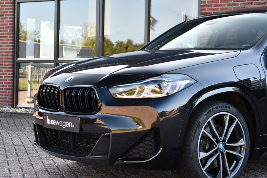 BMW X2 xDrive25e M-Sport Pano HUD El-zetels Camera Carplay 19inch