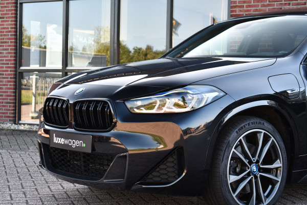 BMW X2 xDrive25e M-Sport Pano HUD El-zetels Camera Carplay 19inch
