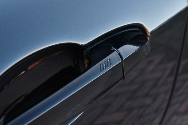 BMW X2 xDrive25e M-Sport Pano HUD El-zetels Camera Carplay 19inch