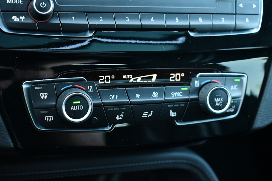 BMW X2 xDrive25e M-Sport Pano HUD El-zetels Camera Carplay 19inch