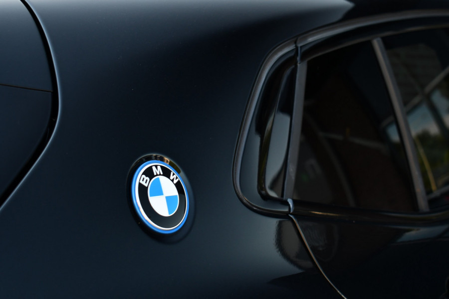 BMW X2 xDrive25e M-Sport Pano HUD El-zetels Camera Carplay 19inch