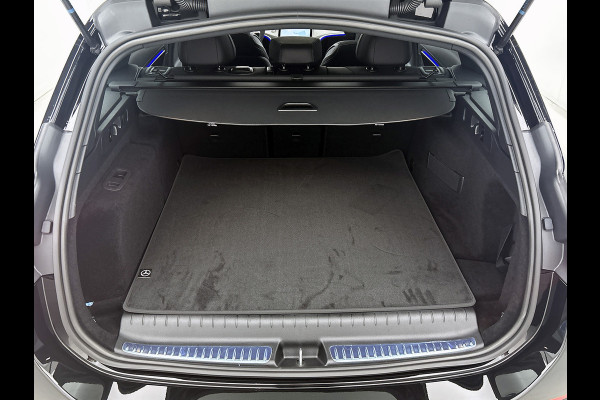 Mercedes-Benz C-Klasse Estate 300 e 140 Years Edition | Comfortpakket Plus | Nightpakket | Parkeerpakket met 360°-camera | Trekhaak | Middenconsole metaalstructuur | GUARD 360° Plus | Panoramaschuifdak | Warmtewerend, donkergetint glas |  19" multispaaks lichtmetalen AMG-velgen |
