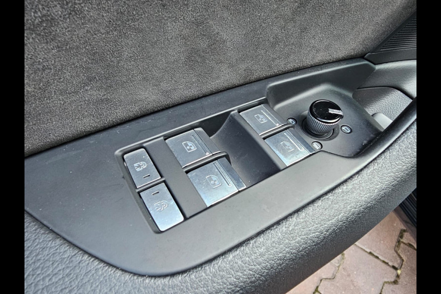 Audi A6 Avant 55 TFSI e quattro Competition | Matrix LED | Pano | Elek. trekhaak | Leder | Black pack | Magnetic ride | Stoelverwarming | Elek. achterklep | LMV 21" |
