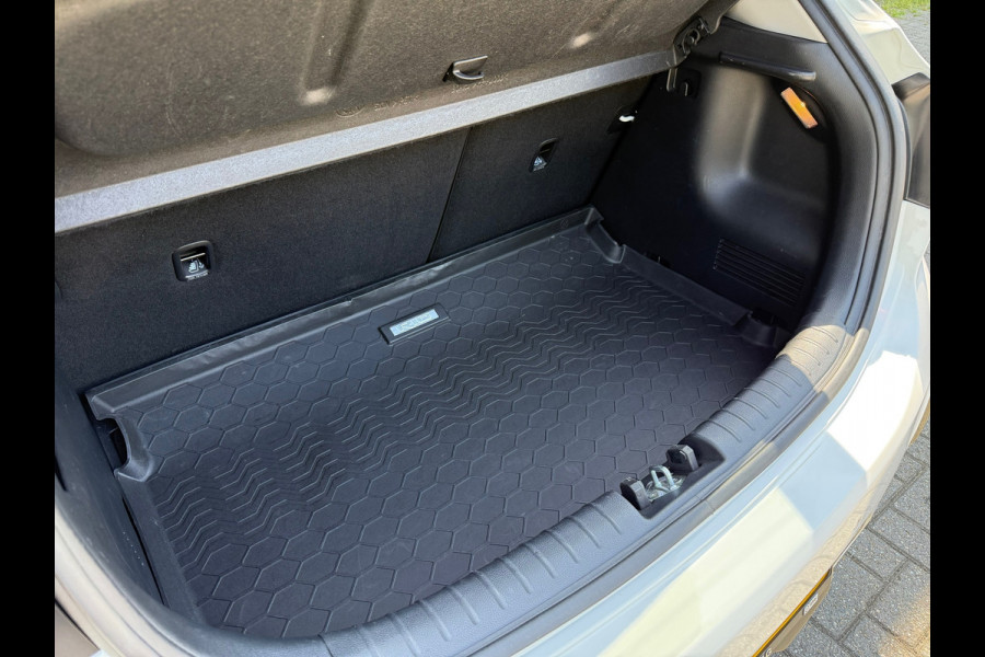 Kia Rio 1.0 T-GDi GT-Line - Automaat - Navi - Camera - Schuifdak - Climate