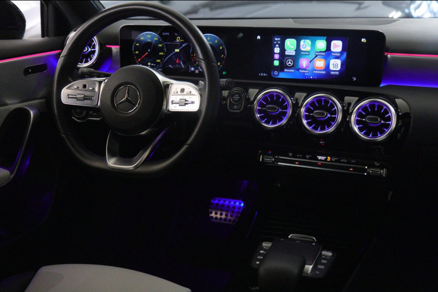 Mercedes-Benz A-Klasse 250 AMG Line PANO/CARPLAY/SFEER/ACC/CAM/VOL