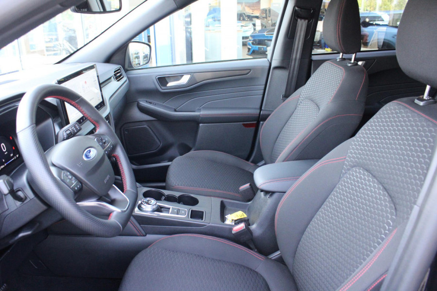 Ford Kuga 2.5 PHEV ST-Line | Winterpack | Wegklapbare Trekhaak | Orig. NL Auto |