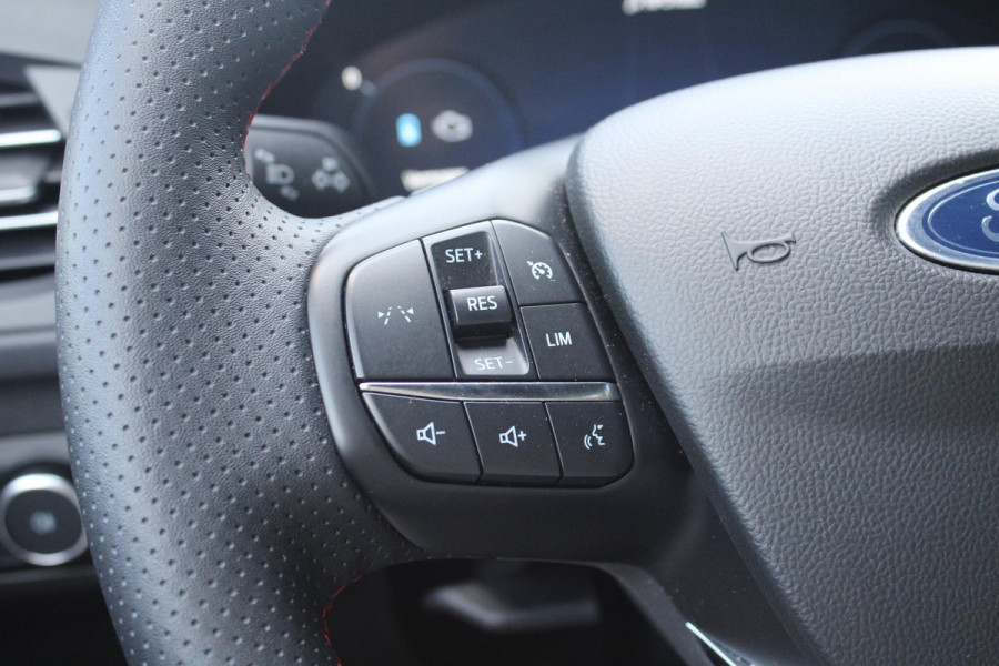 Ford Kuga 2.5 PHEV ST-Line | Winterpack | Wegklapbare Trekhaak | Orig. NL Auto |