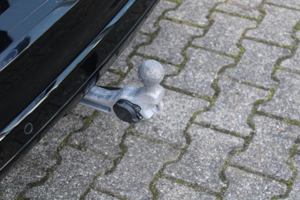 Ford Kuga 2.5 PHEV ST-Line | Winterpack | Wegklapbare Trekhaak | Orig. NL Auto |