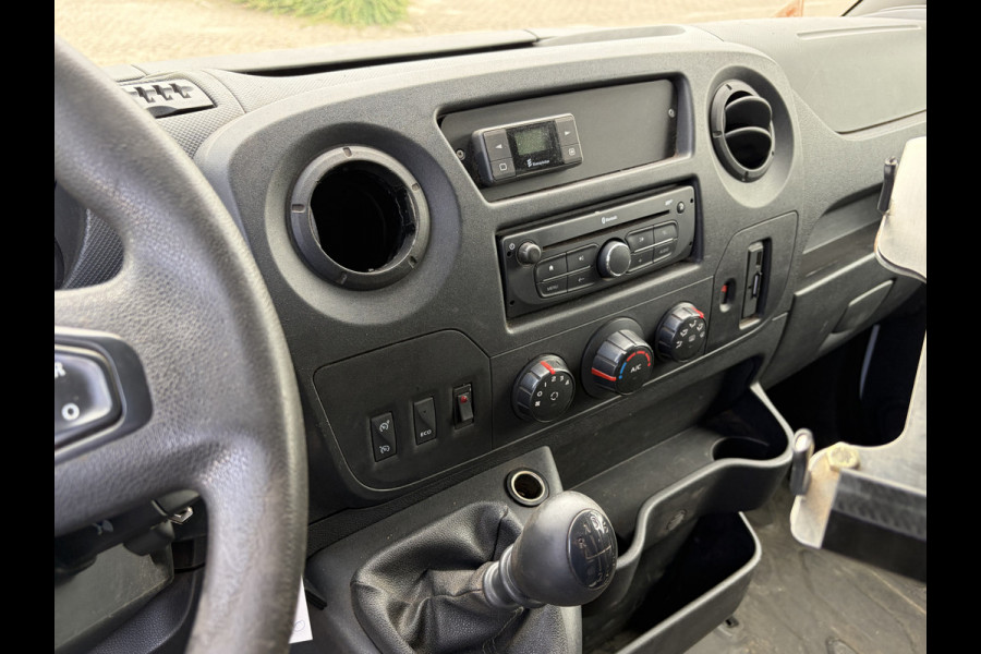 Renault Master T35 2.3 dCi 130PK Euro6 L2H2 ✓ navigatie ✓ camera ✓ inrichting ✓ trekhaak