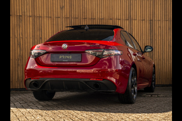 Alfa Romeo Giulia 2.0T GME AWD Competizione 280pk | Pano-dak | Harman/Kardon | ADAS Pack 2