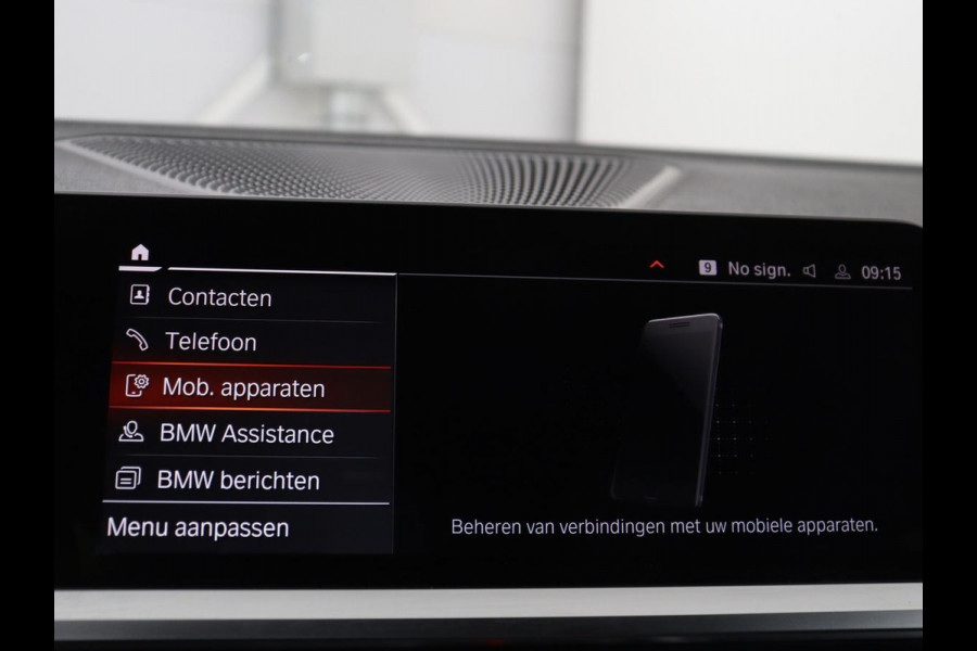 BMW 3-serie 320i Executive Edition | Sport Line | Leder | Carplay | Sportstoelen | Sfeerverlichting | Full LED | 18'' velgen | Live Cockpit | Parkeerhulp | Navigatie | Cruise control | Bluetooth | Climate control | Keyless start | Elektrische kofferklep