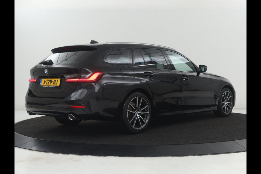 BMW 3-serie 320i Executive Edition | Sport Line | Leder | Carplay | Sportstoelen | Sfeerverlichting | Full LED | 18'' velgen | Live Cockpit | Parkeerhulp | Navigatie | Cruise control | Bluetooth | Climate control | Keyless start | Elektrische kofferklep
