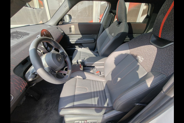 MINI Countryman 1.5 C Automaat JCW XL / Trekhaak(1.700KG) / HUD / 360 Camera / Adapt. Cruise / Keyless / Carplay