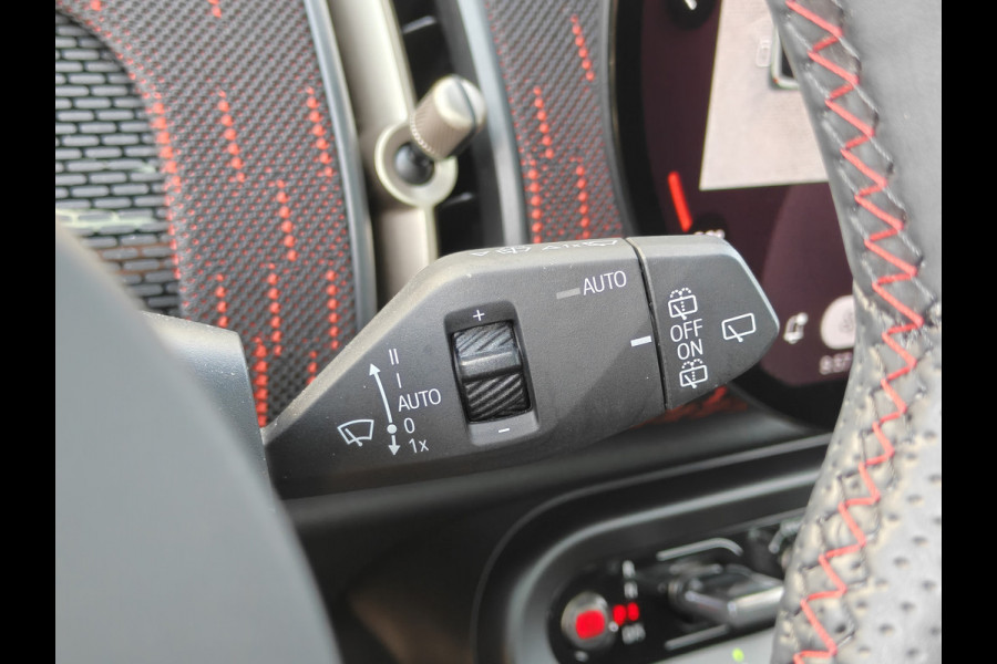 MINI Countryman 1.5 C Automaat JCW XL / Trekhaak(1.700KG) / HUD / 360 Camera / Adapt. Cruise / Keyless / Carplay