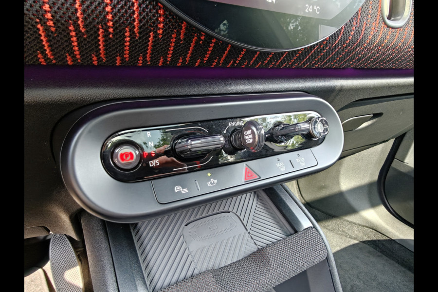 MINI Countryman 1.5 C Automaat JCW XL / Trekhaak(1.700KG) / HUD / 360 Camera / Adapt. Cruise / Keyless / Carplay