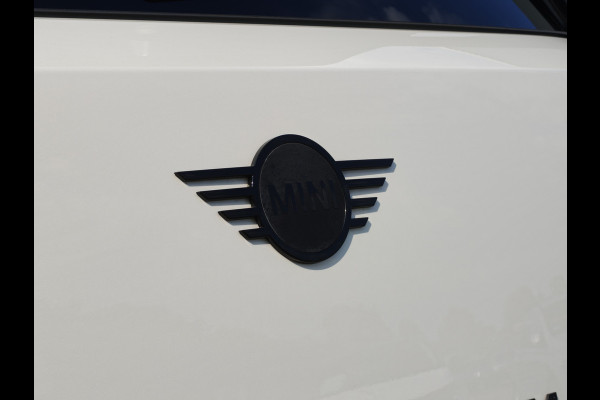 MINI Countryman 1.5 C Automaat JCW XL / Trekhaak(1.700KG) / HUD / 360 Camera / Adapt. Cruise / Keyless / Carplay