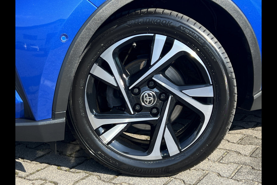 Toyota C-HR 2.0 Hybrid Team D | ACC | CarPlay | Camera | Keyless | 18 inch