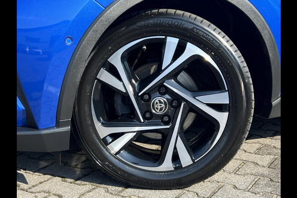 Toyota C-HR 2.0 Hybrid Team D | ACC | CarPlay | Camera | Keyless | 18 inch