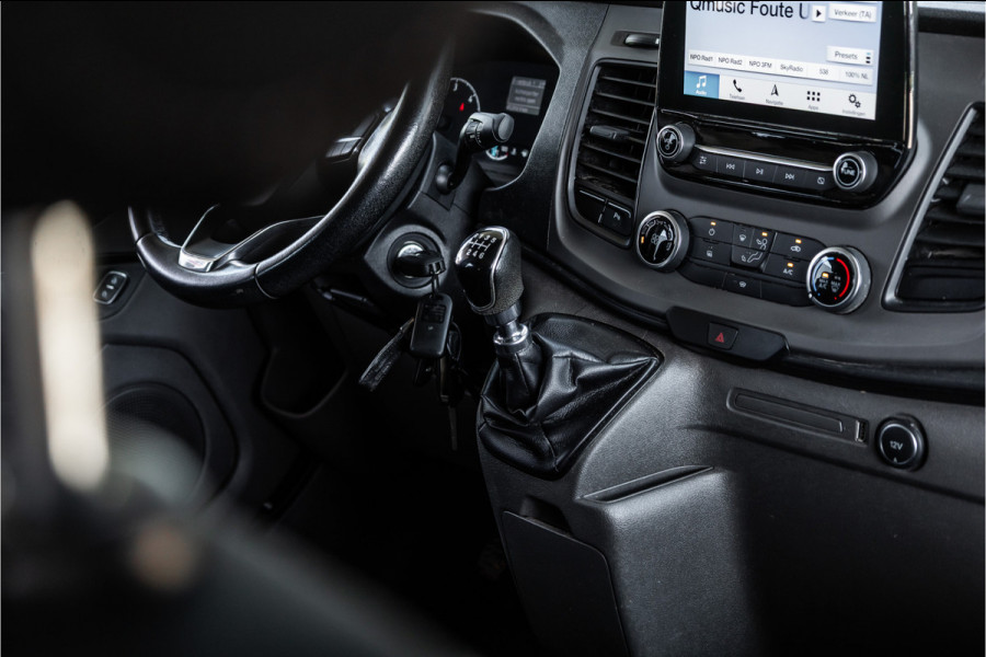Ford Transit Custom 320 2.0 TDCI L2H1 DC | Marge | BTW & BPM Vrij | Dubbel cabine | 6-Zitter | CarPlay | Airco | 2800 kg trekgewicht | Nieuwe APK | Orig. NL Auto | NAP Logisch | Raptor Edition | Euro 6