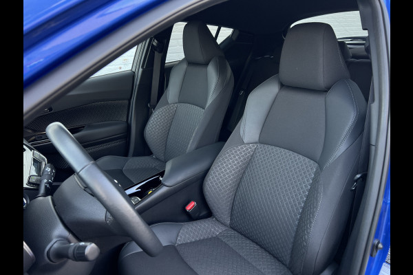 Toyota C-HR 2.0 Hybrid Team D | ACC | CarPlay | Camera | Keyless | 18 inch