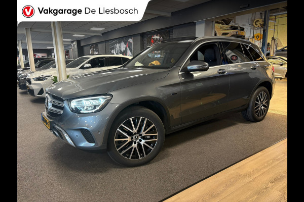 Mercedes-Benz GLC 300e 4MATIC Premium Plus / trekhaak / sfeer verlichting / panorama-dak / virtual