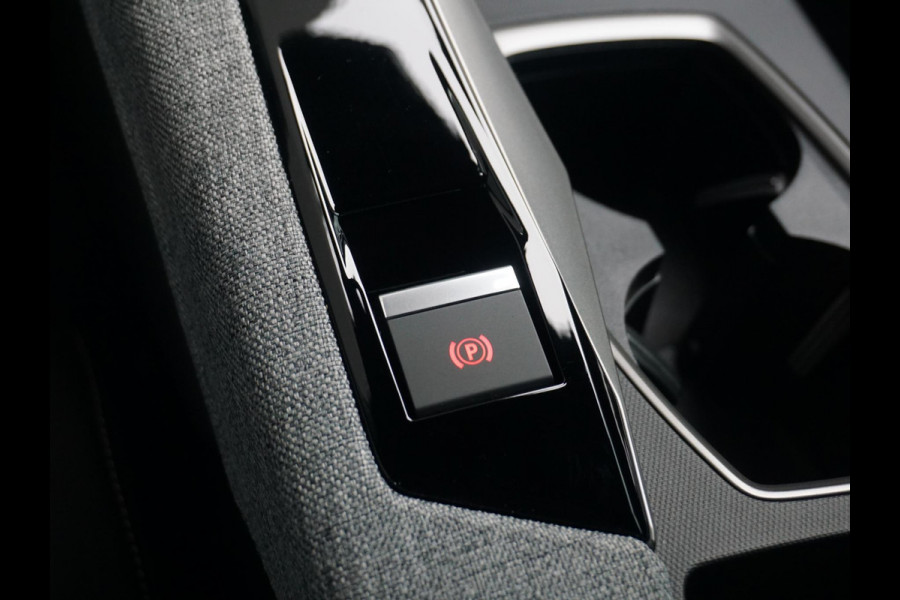 Peugeot 5008 1.2 Hybrid 145 Allure 7p 360° Camera