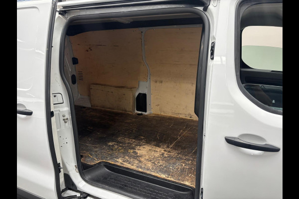 Opel Vivaro 2.0 CDTI L3H1 Edition Airco Navigatie Bluetooth Parkeersensoren 3-Zits Camera