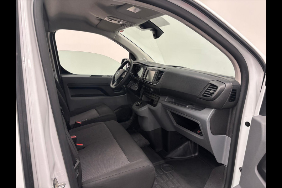 Opel Vivaro 2.0 CDTI L3H1 Edition Airco Navigatie Bluetooth Parkeersensoren 3-Zits Camera