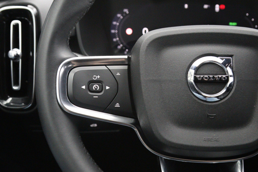 Volvo XC40 Single Motor Extended Range Plus 82 kWh, SOH 91 %, Stoelverwarming, Camera, Carplay