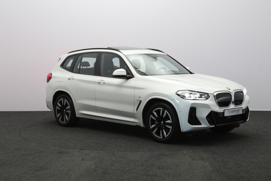 BMW iX3 High Executive 80 kWh 293 PK, SOH 98 %, Panoramadak, Leder, Adap. Cruise Control, Camera