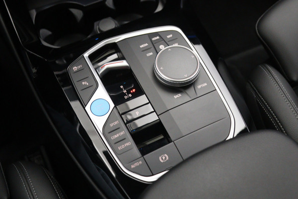 BMW iX3 High Executive 80 kWh 293 PK, SOH 98 %, Panoramadak, Leder, Adap. Cruise Control, Camera