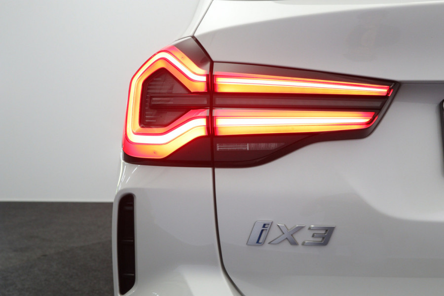 BMW iX3 High Executive 80 kWh 293 PK, SOH 98 %, Panoramadak, Leder, Adap. Cruise Control, Camera